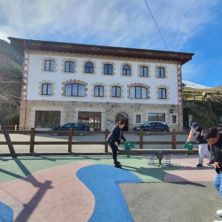 Tudanca Alojamiento Rural El Refugio מראה חיצוני תמונה